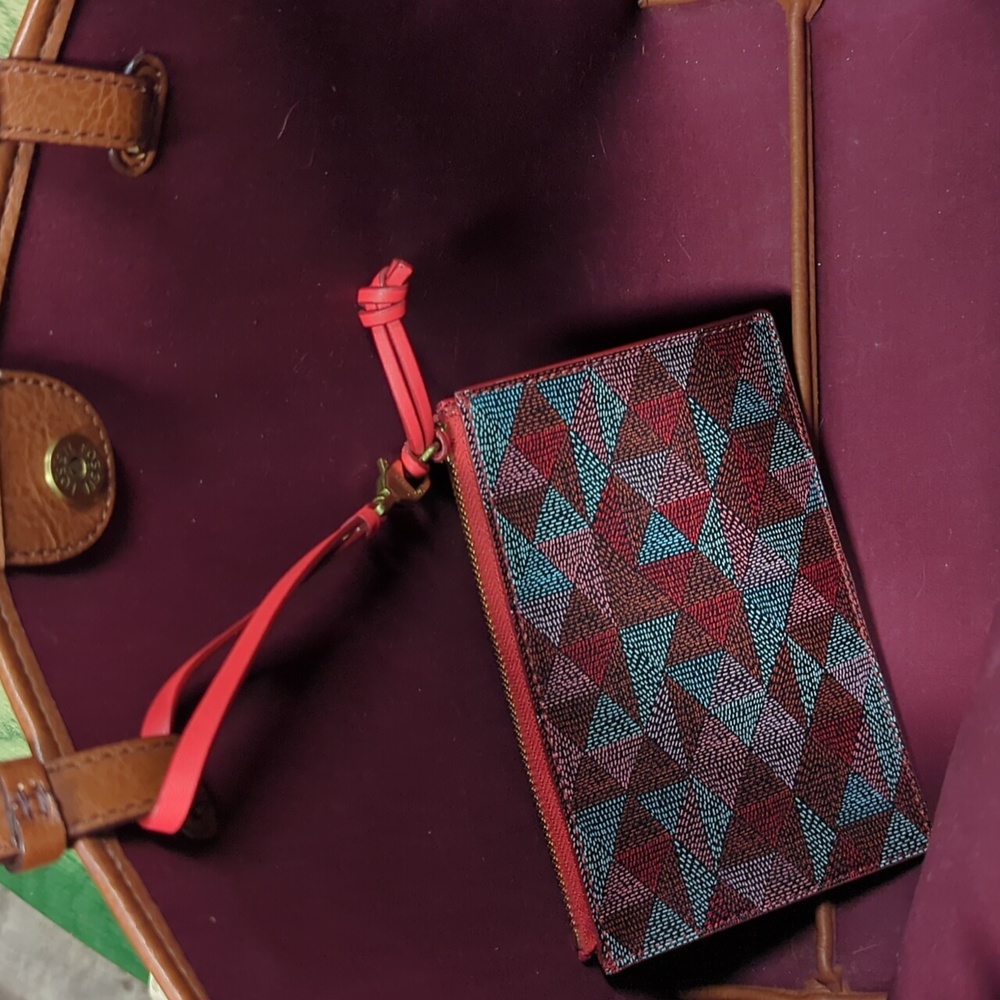 Fossil Multicolored Purse - Picture 3 of 15